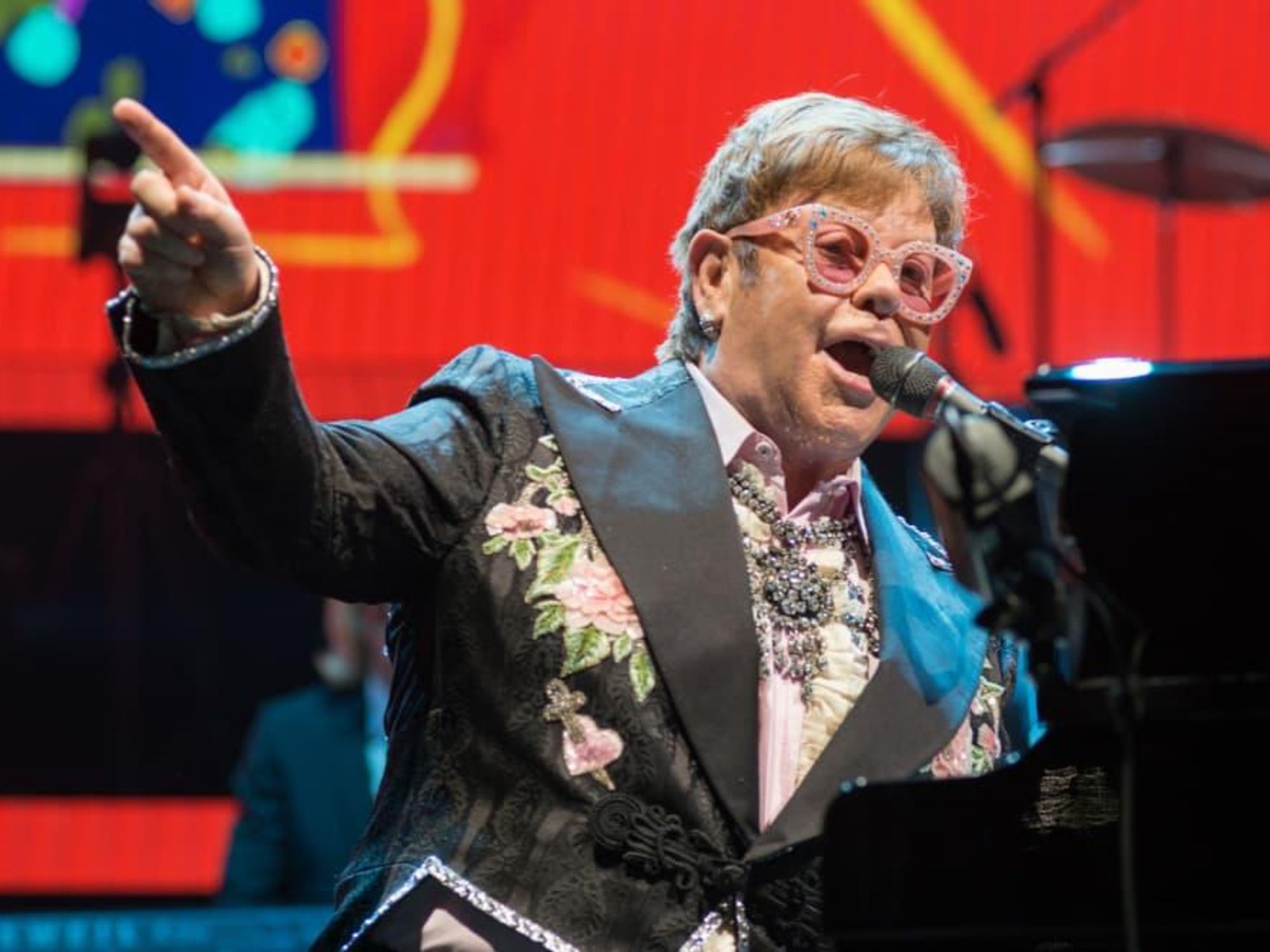 Elton John - Houston Toyota Center - Farewell Yellow Brick