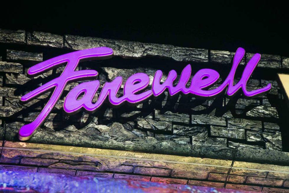 Elton John - Houston Toyota Center - Farewell Yellow Brick