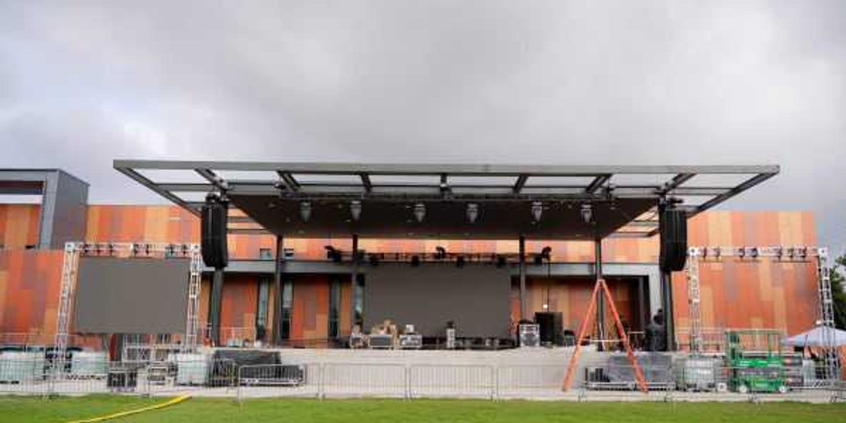 Historic Houston park raises the curtain on new stage at Juneteenth festival