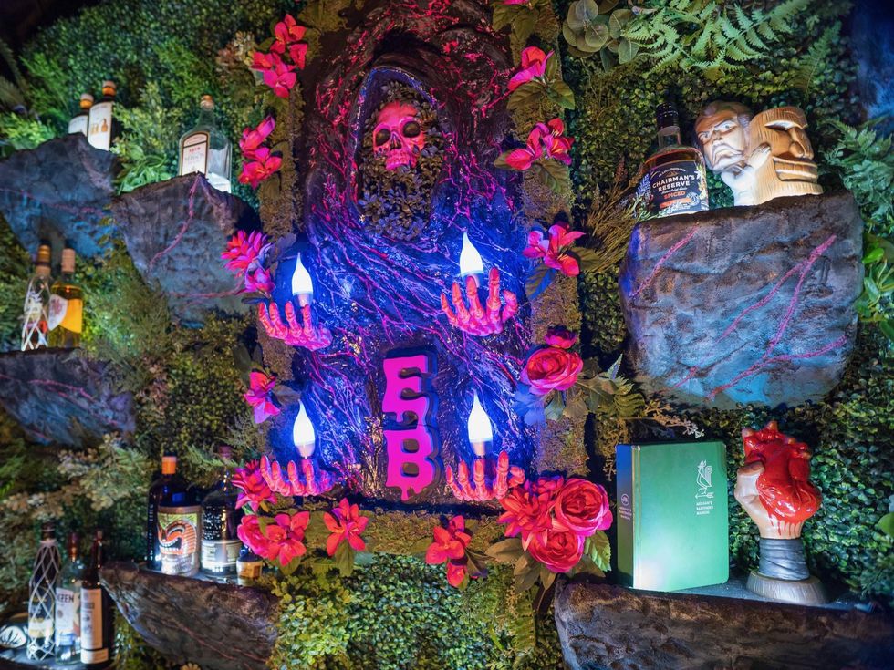 Endless Bummer tiki bar