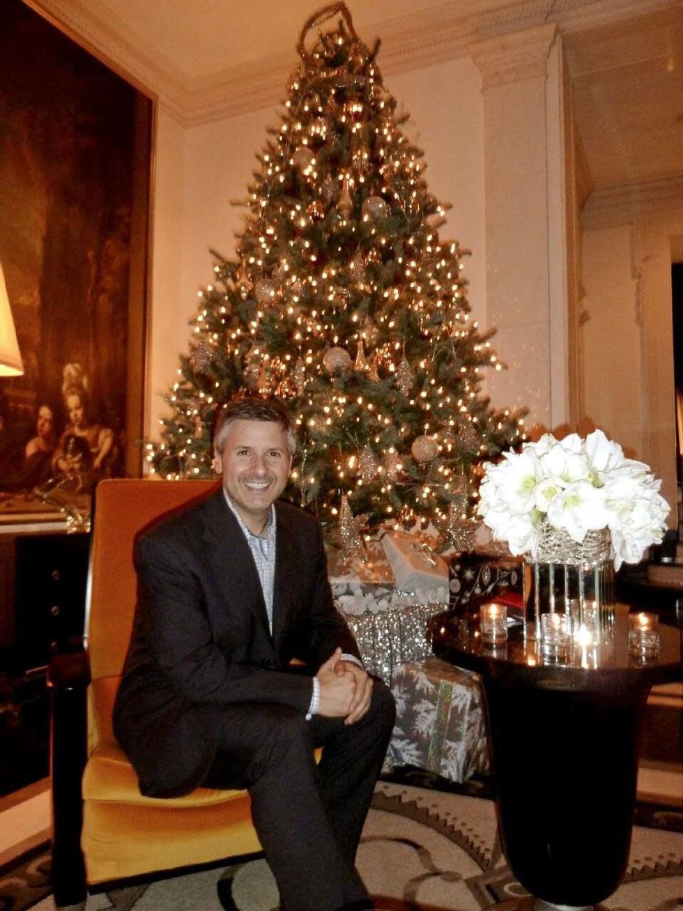 Ernie Manouse, Christmas tree, December 2012