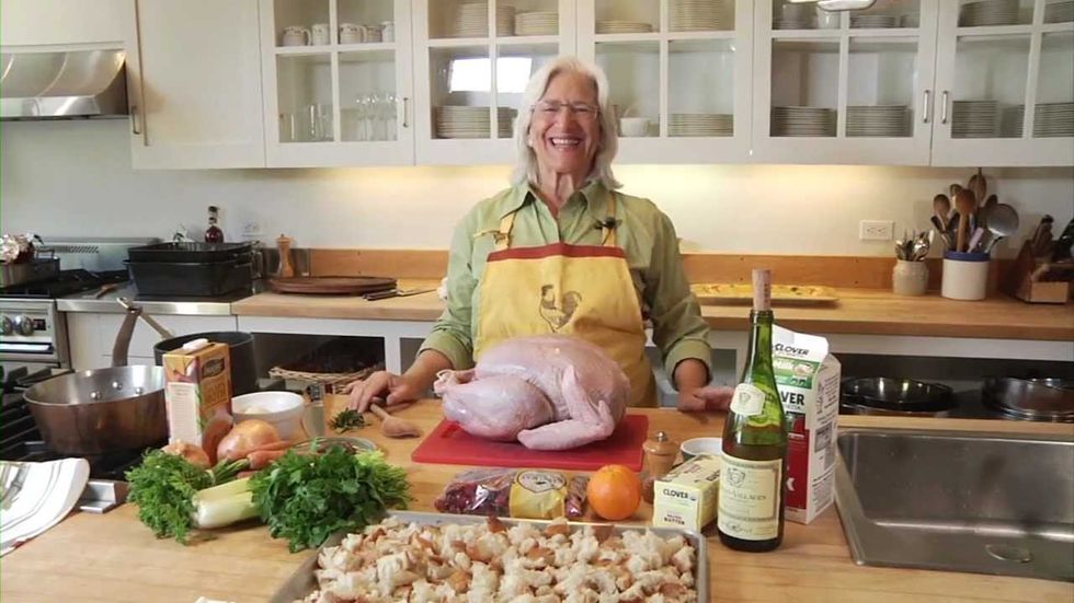 Best Thanksgiving cooking video ever: Just Put the F*cking Turkey in the Oven