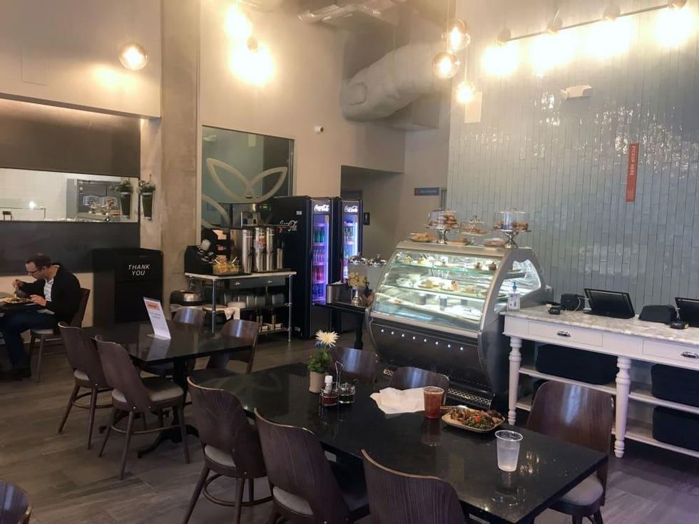 Fadi's Museum District interior