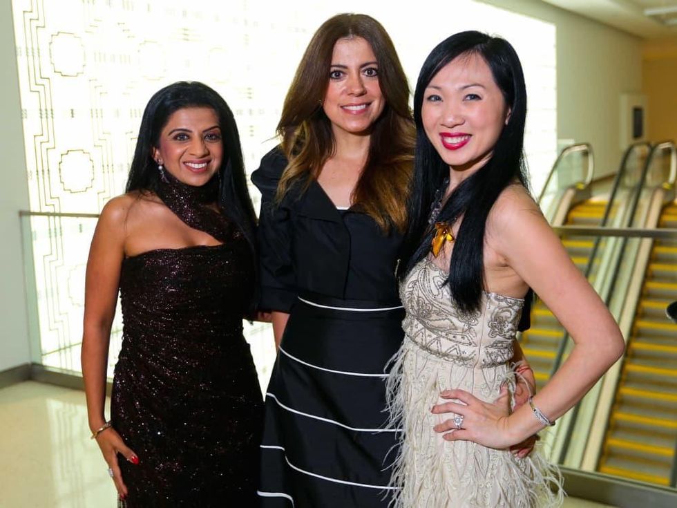 Farida Abjani, Liliana Ary and Connie Kwan-Wong at the Ars Lyrica "Roaring Twenties" Gala