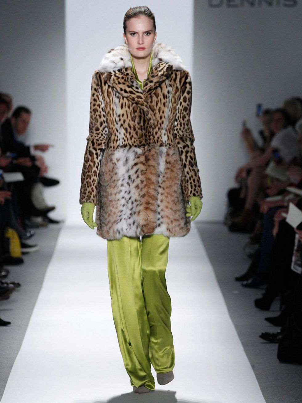 Fashion Week fall 2013, Dennis Basso, February 2013, fur coat with lime silk pants