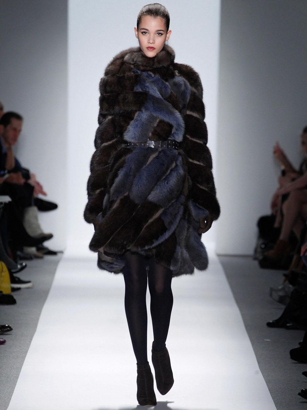 Fashion Week fall 2013, Dennis Basso, February 2013, fur wrap coat