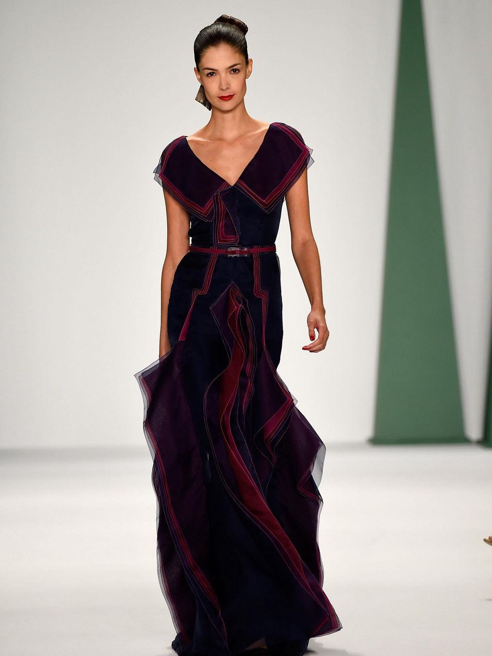 Fashion Week spring 2015 Carolina Herrera purple and red gown