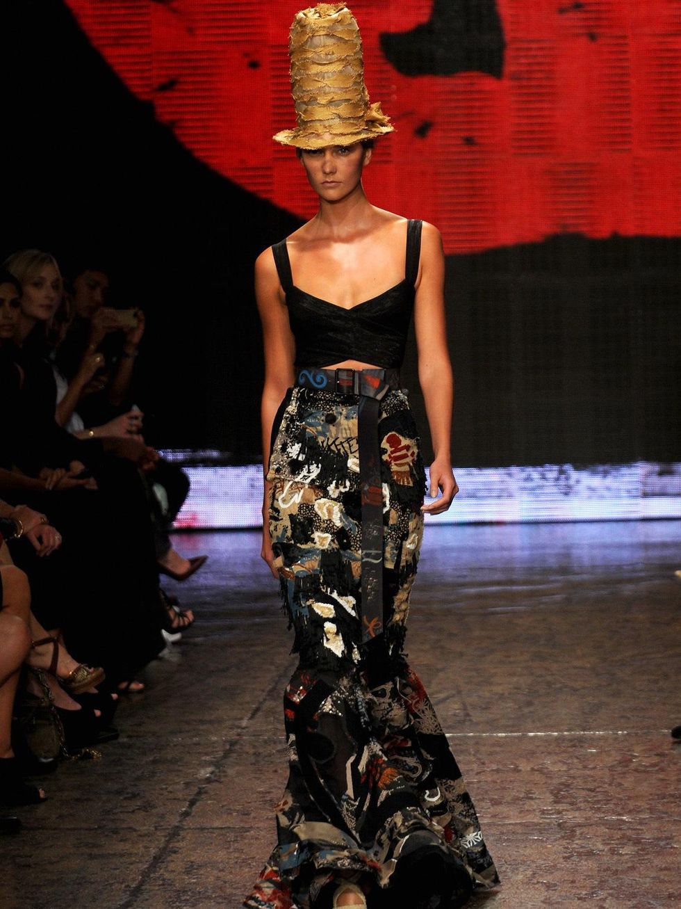 Fashion Week spring 2015 Donna Karan Model Karlie Kloss