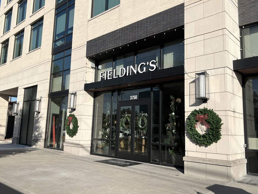 Fielding's River Oaks exterior