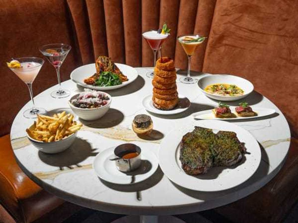 Fielding's Steak food spreads