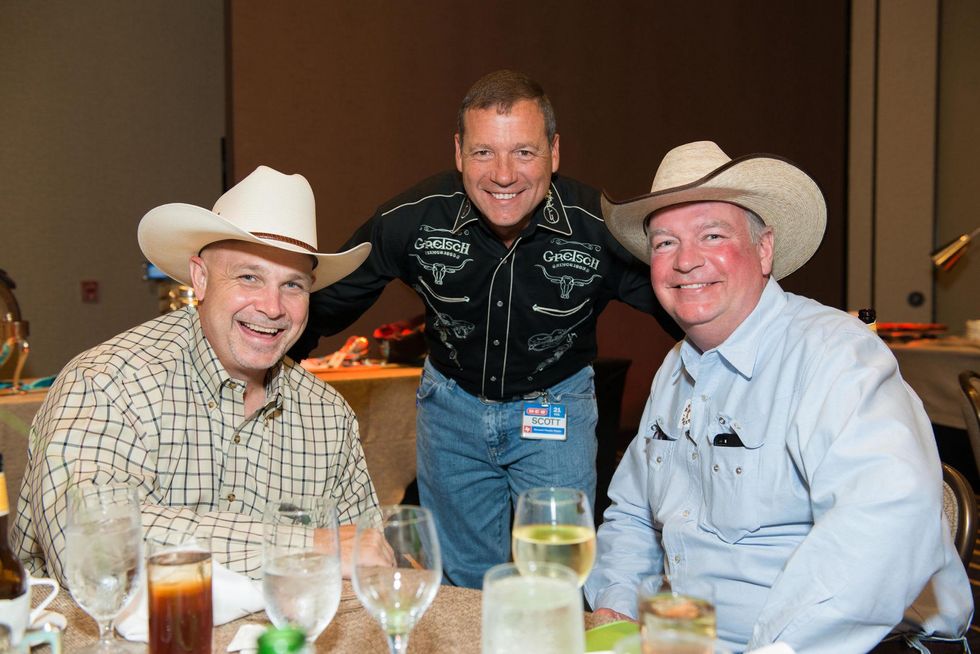 From left, H-E-B executivs James Harris, Cyndy Garza Roberts, Winell ...