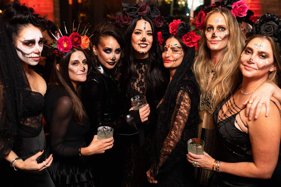 Flora Mexican Kitchen Cena Negra