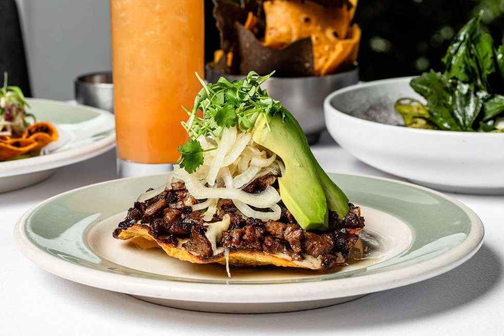 Flora Mexican Kitchen volcan