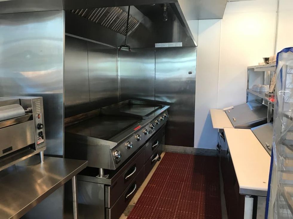 FM Kitchen & Bar kitchen