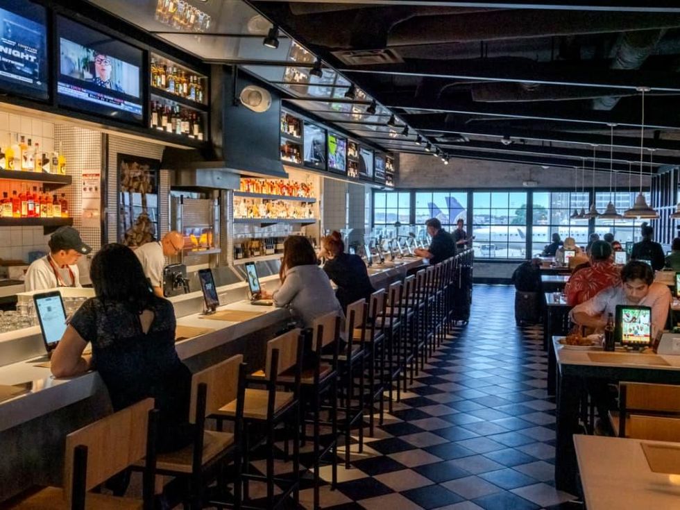 Forno Magico Bush Intercontinental Airport