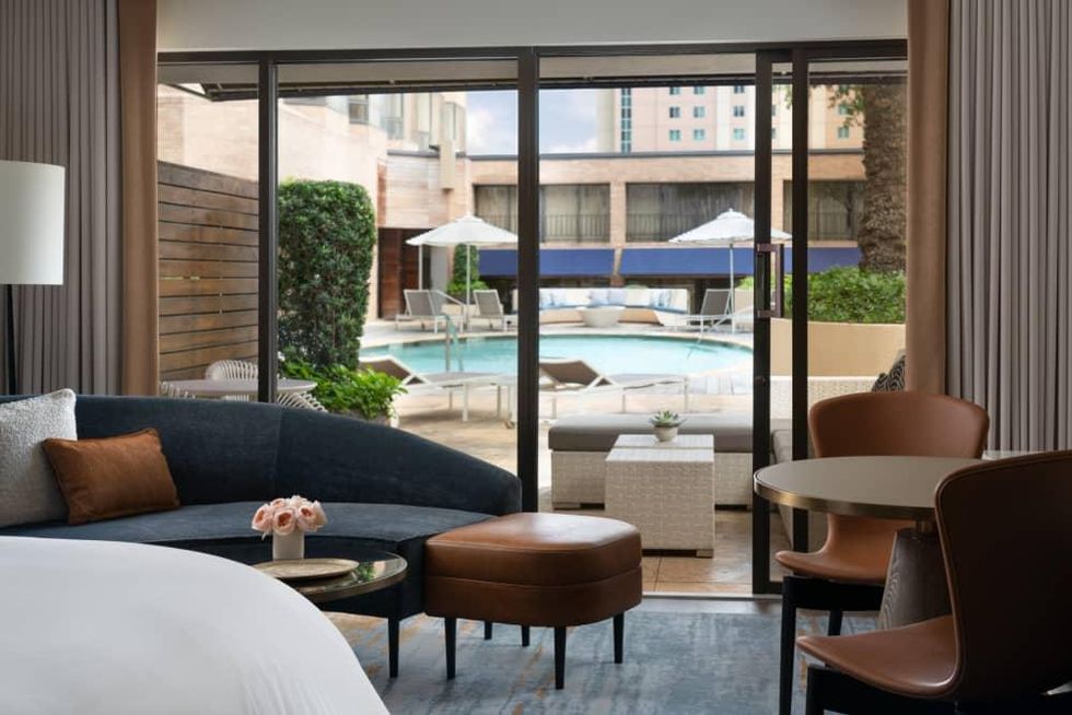 Four Seasons Houston new rooms suites Cabana room