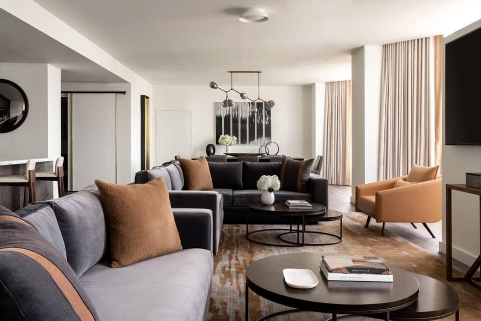 Houston's famed 5-star downtown hotel unveils dramatic new rooms and ...