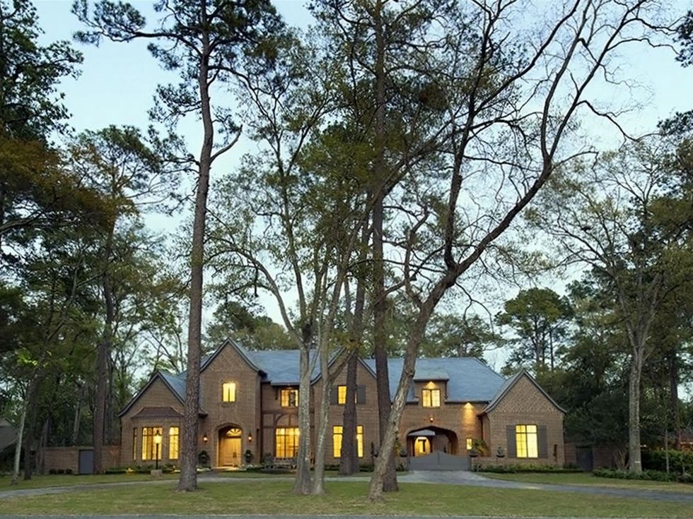 front lawn On the Market 622 Saddlewood April 2014