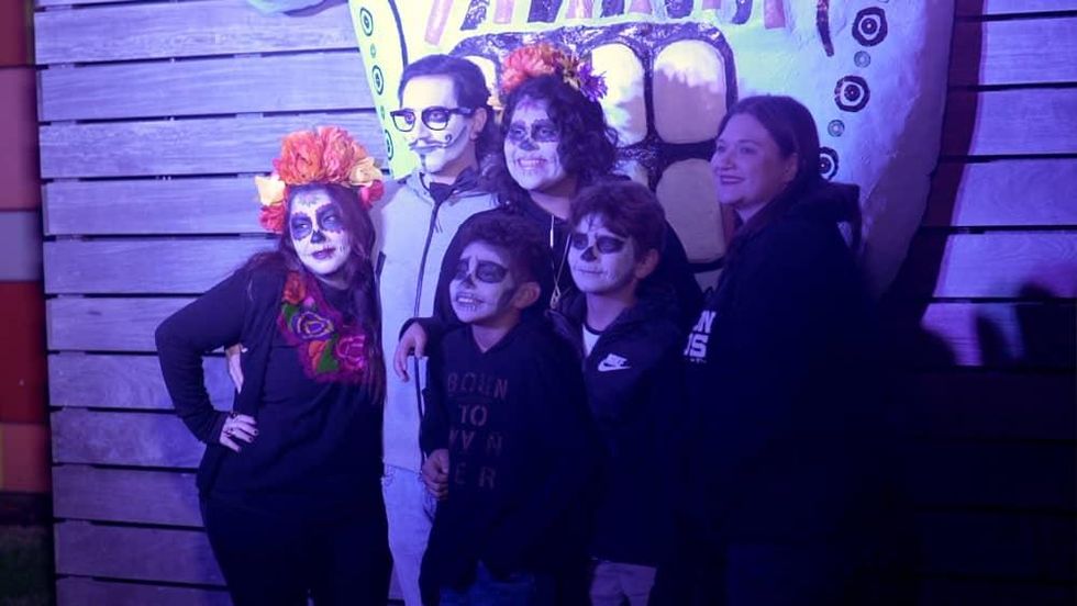 Frost Dia de los Muertos pop-up