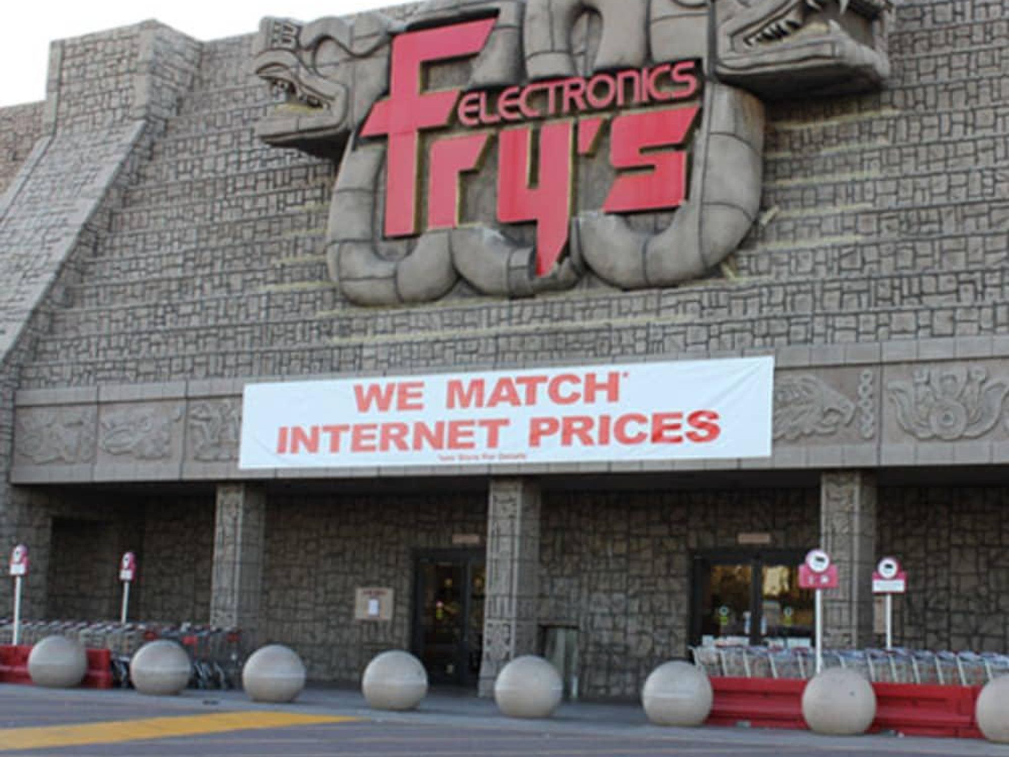 fry's electronics store front