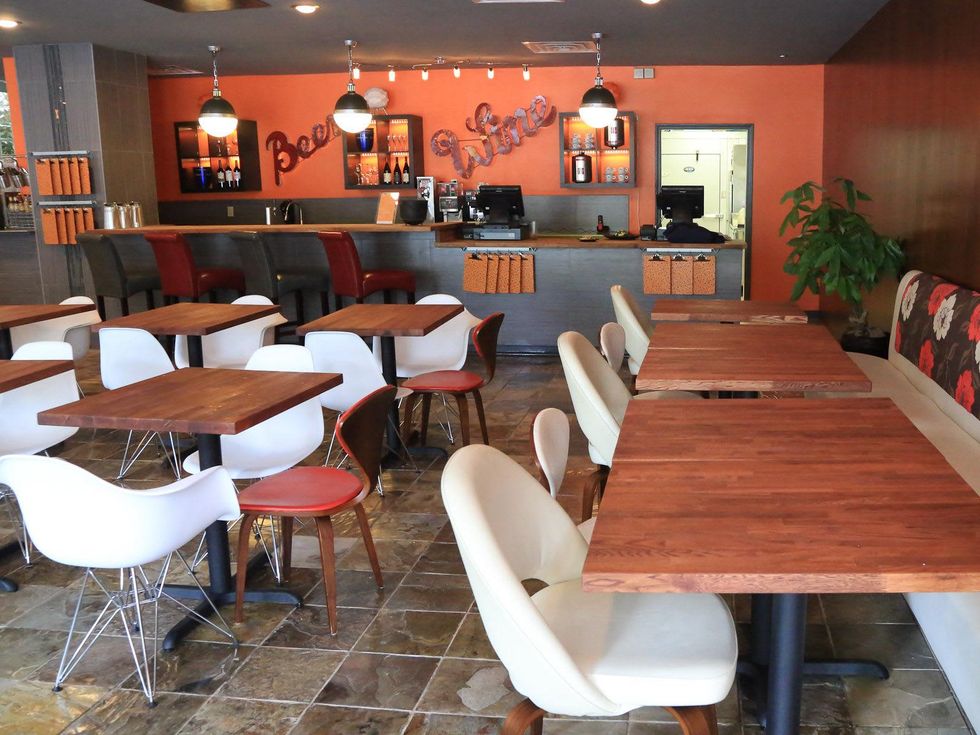 Fusion Taco Houston July 2013 interior