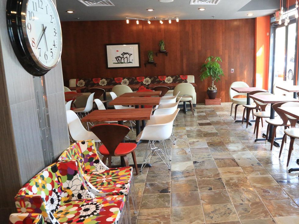 Fusion Taco Houston July 2013 interior