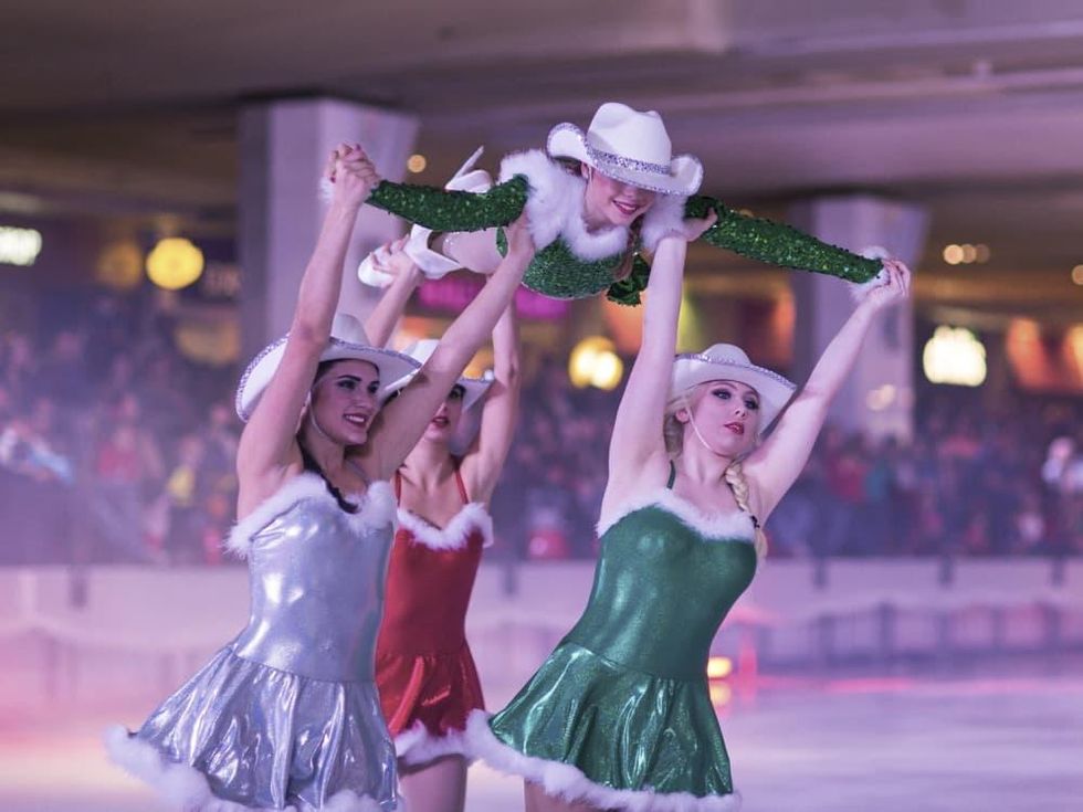 Galleria Ice Spectacular Nov 2015 skaters