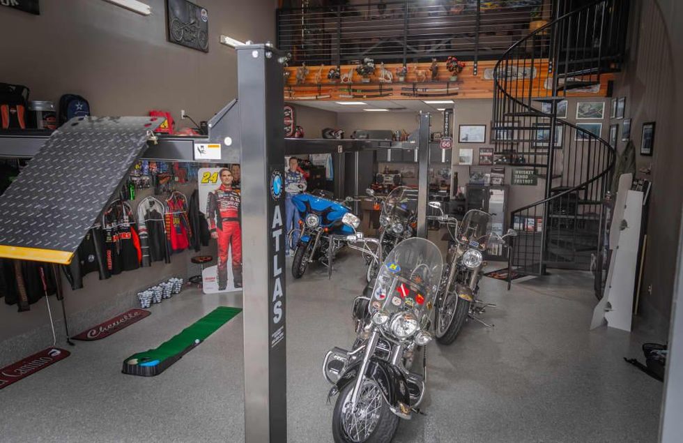 Garages of Texas, garage condo