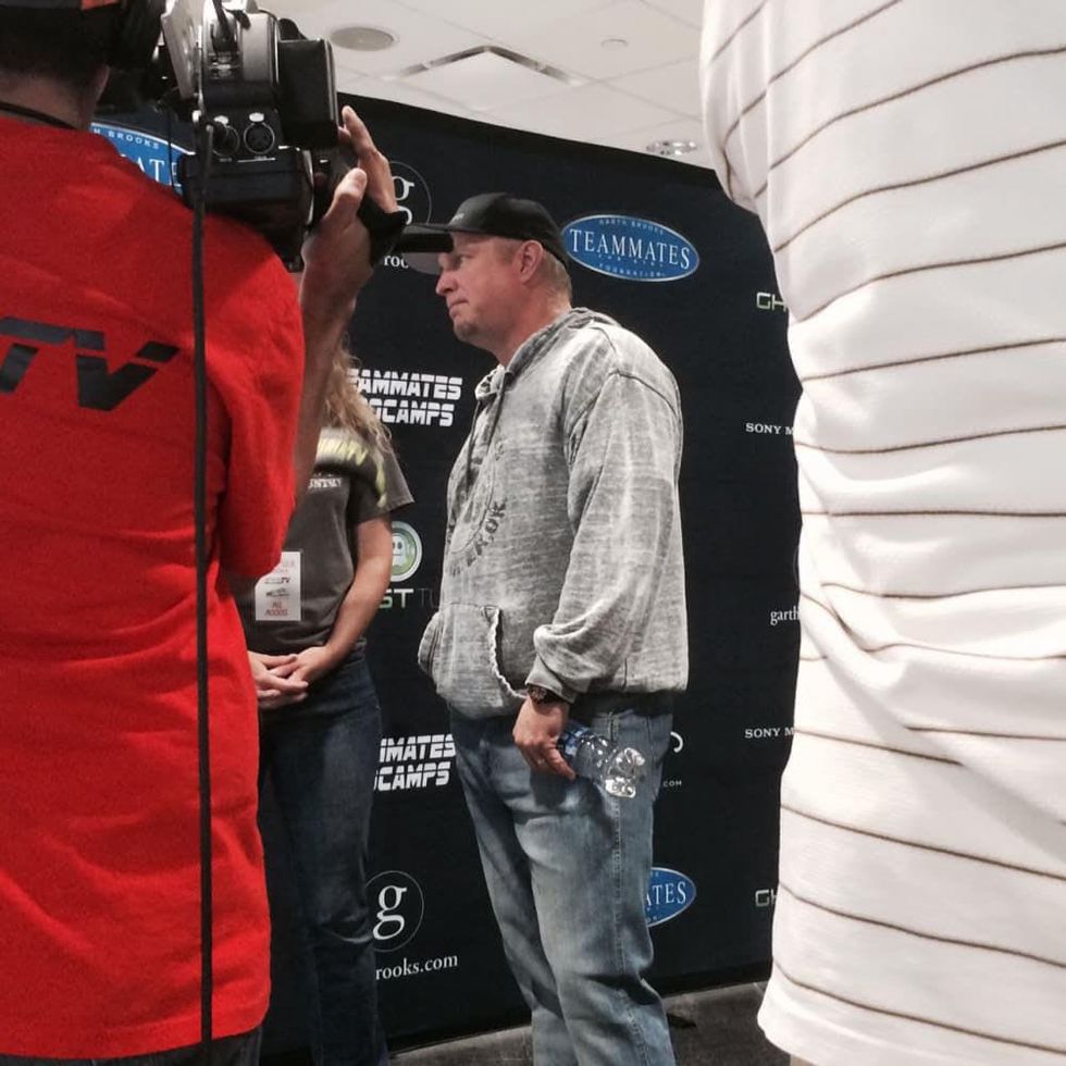Garth Brooks at press conference at Toyota Center