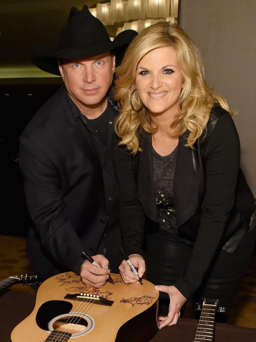 Garth Brooks, Trisha Yearwood, ACM Lifting Lives Gala
