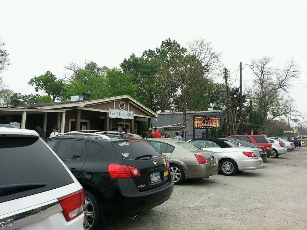 Gatlin's Barbecue Houston cars outside restaurant
