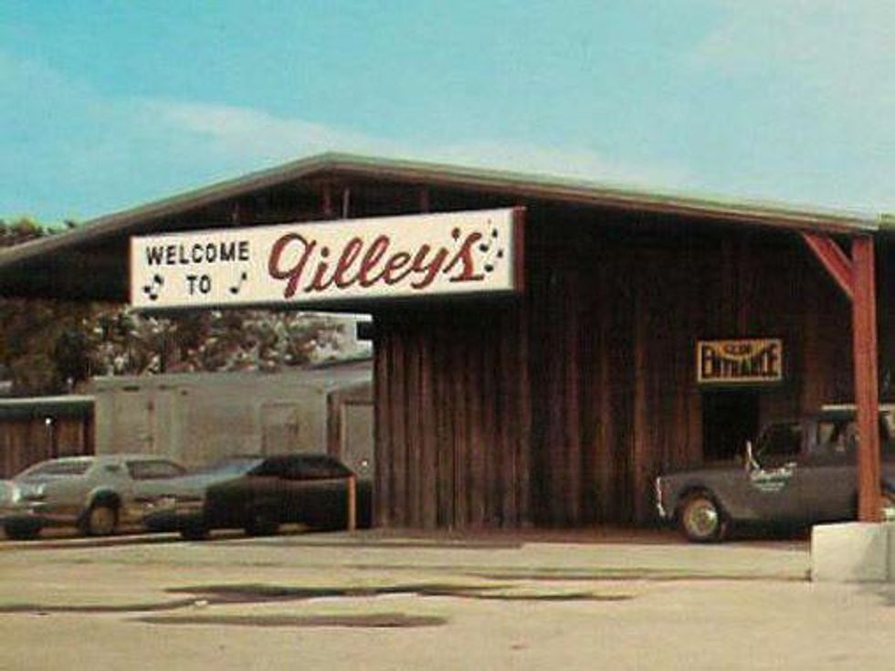 Gilley's dance hall in Pasadena Texas exterior RUN FLAT