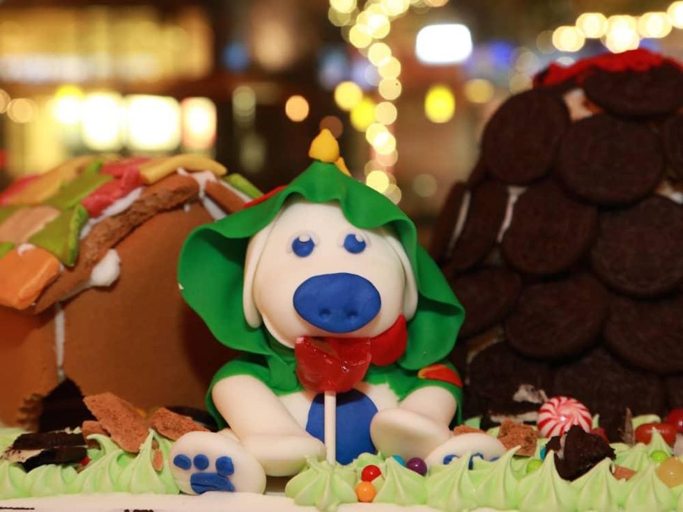 Gingerbread dog house Holley's