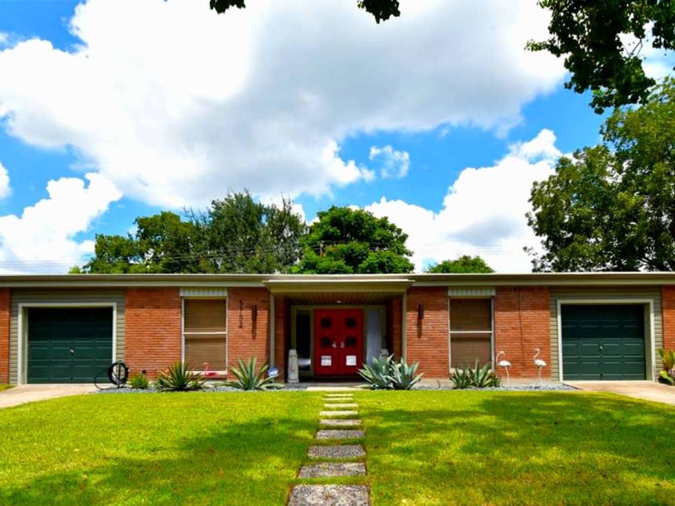 Giveaway House Westbury midcentury modern