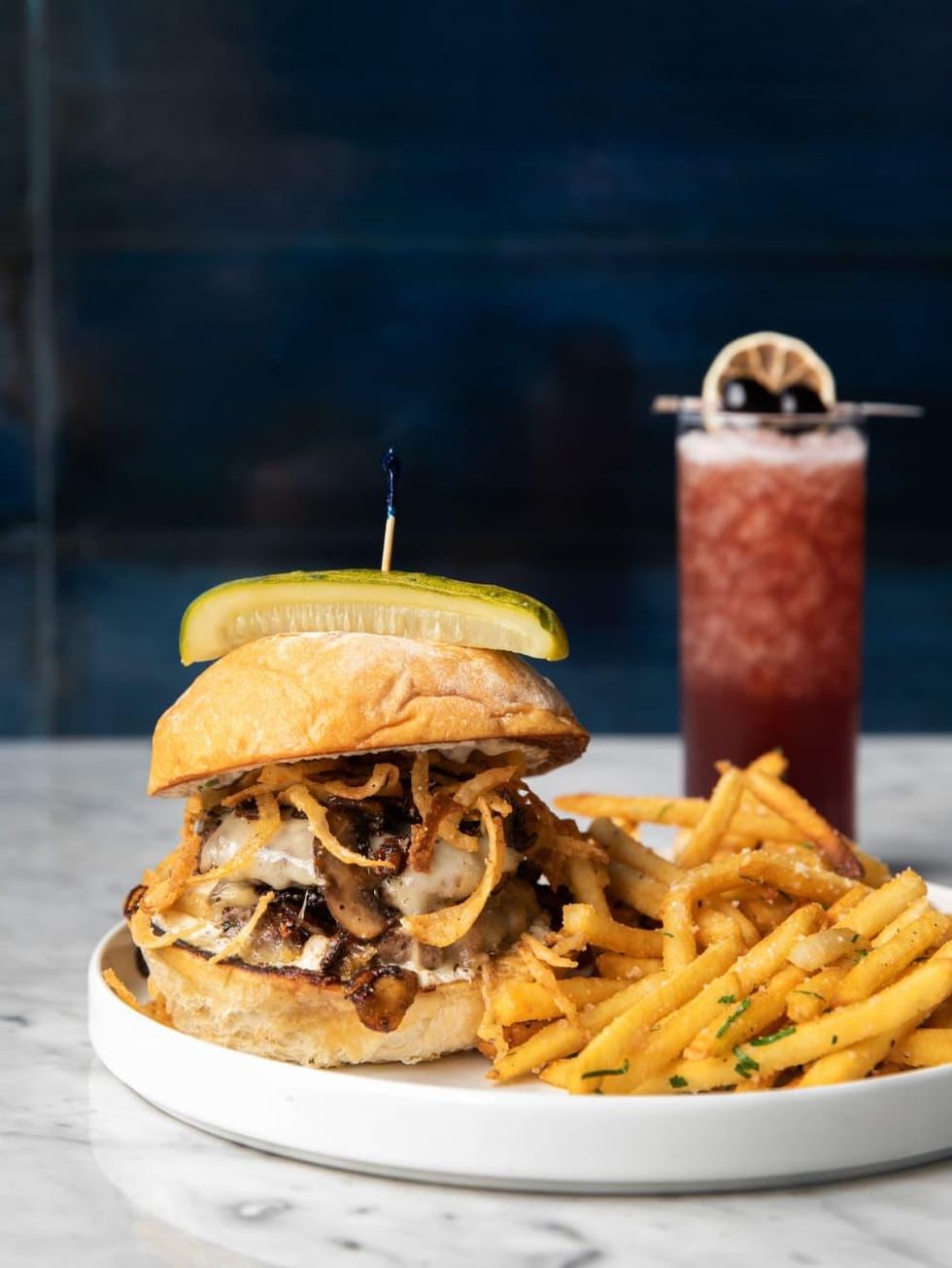 GJ Tavern cheeseburger