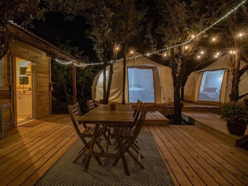 Glamp, Skybox Cabins