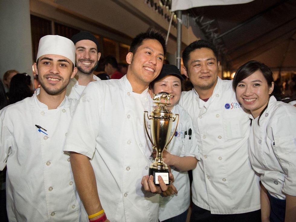 Go Pig Or Go Home People\u2019s Choice Winner with Gabriel Medina August 2013