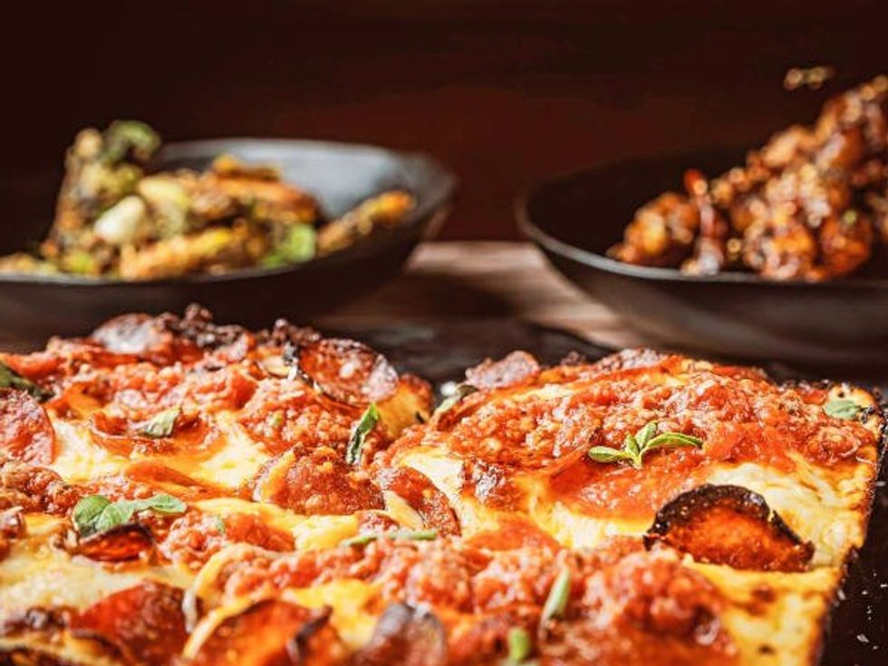 Gold Tooth Tony's pizza