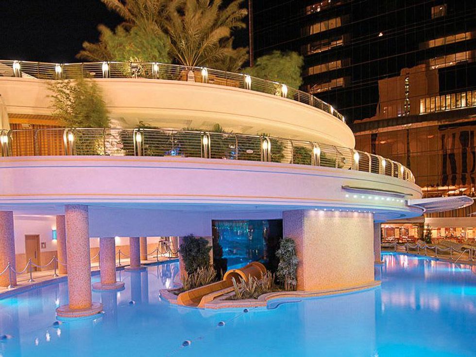Golden Nugget Las Vegas swimming pool