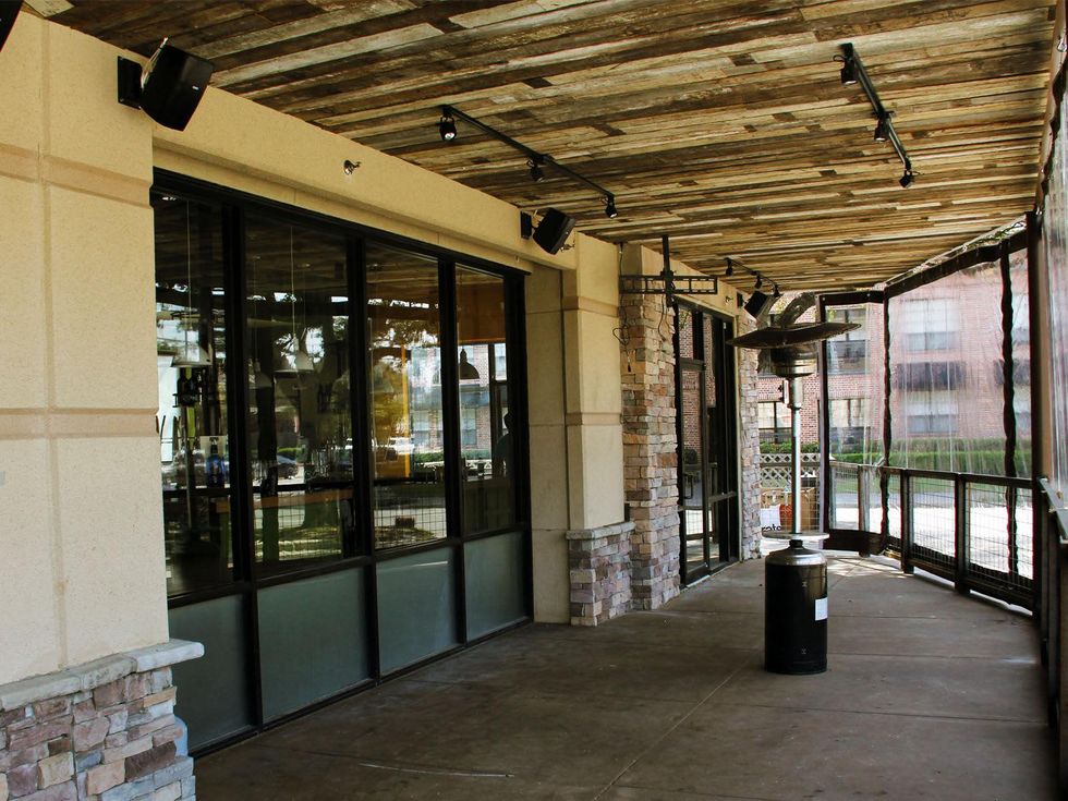 Good Life Bar & Kitchen, patio