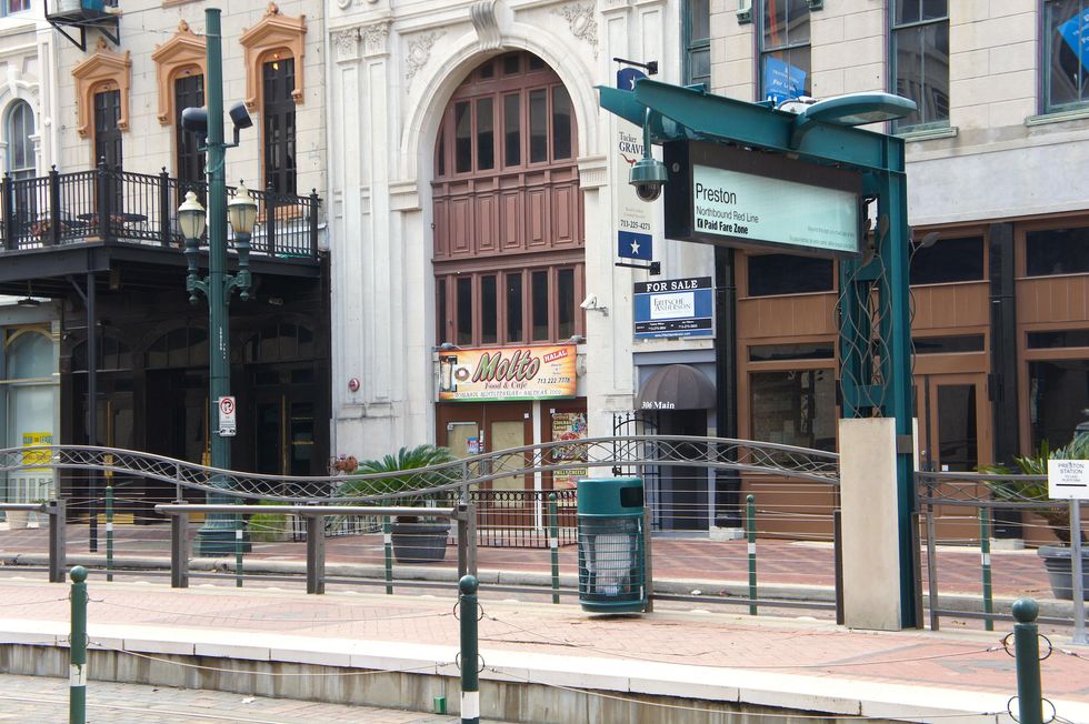 Goro & Gun, Joshua Martinez, Modular