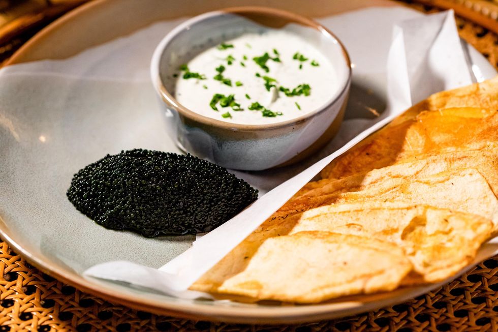 Graffiti Raw caviar and chips