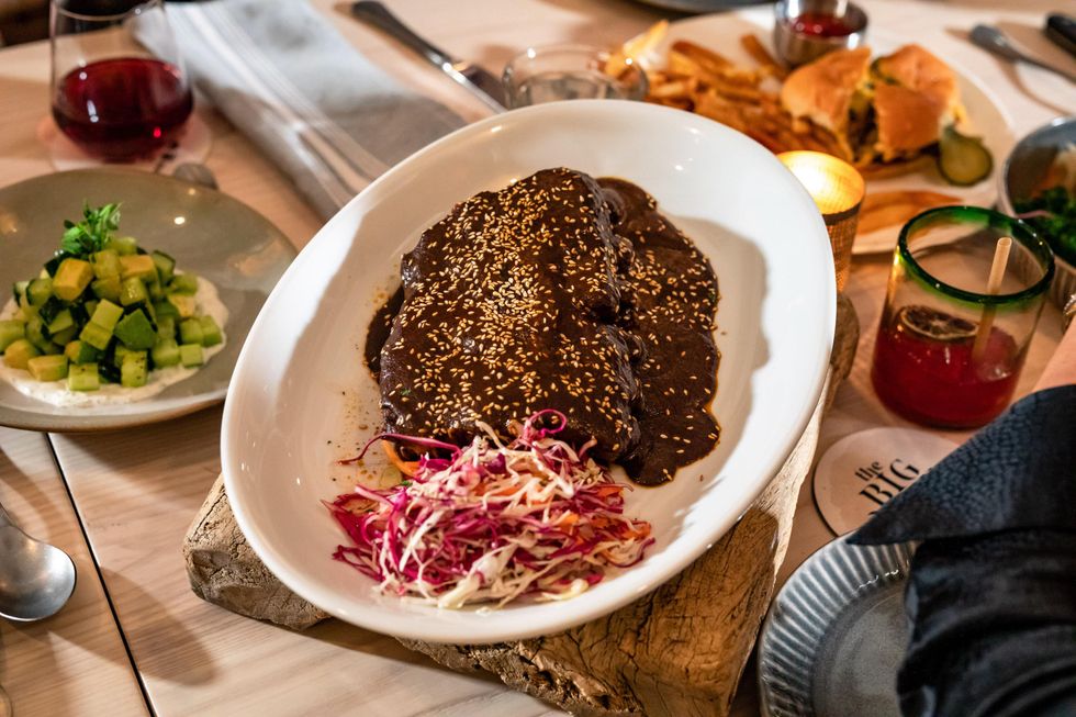 Graffiti Raw pork ribs with mole