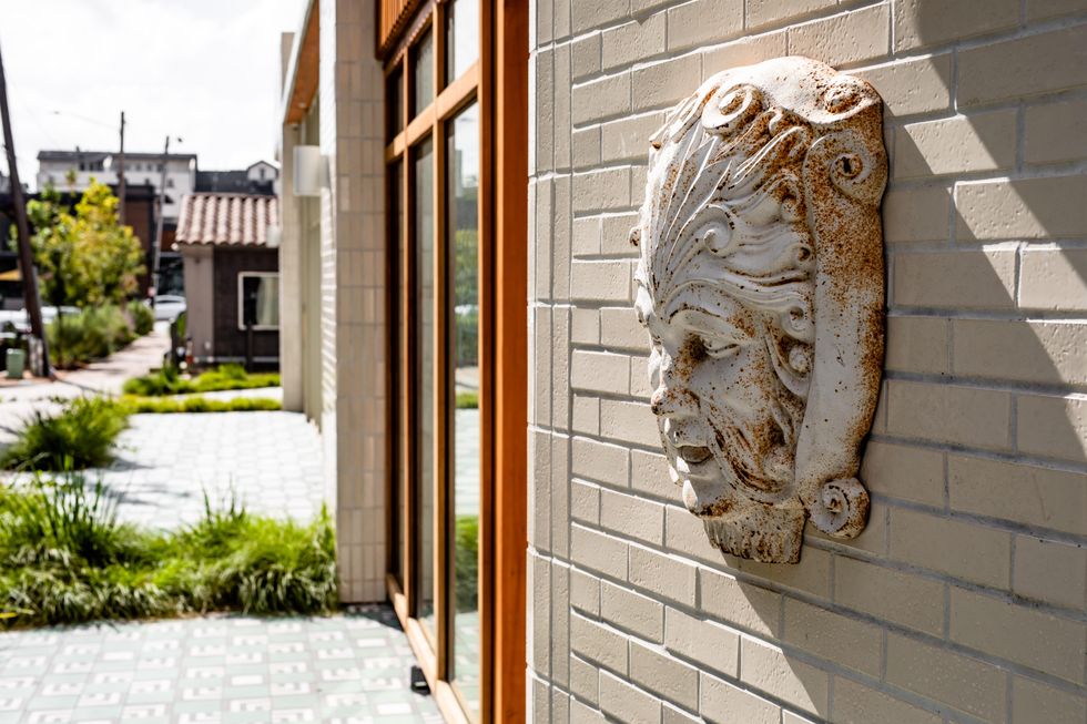 Graffiti Raw raw man