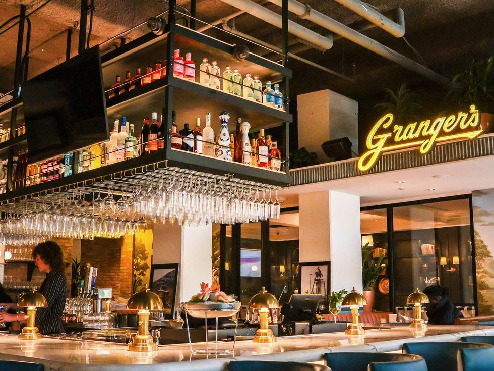 Granger's restaurant bar interior