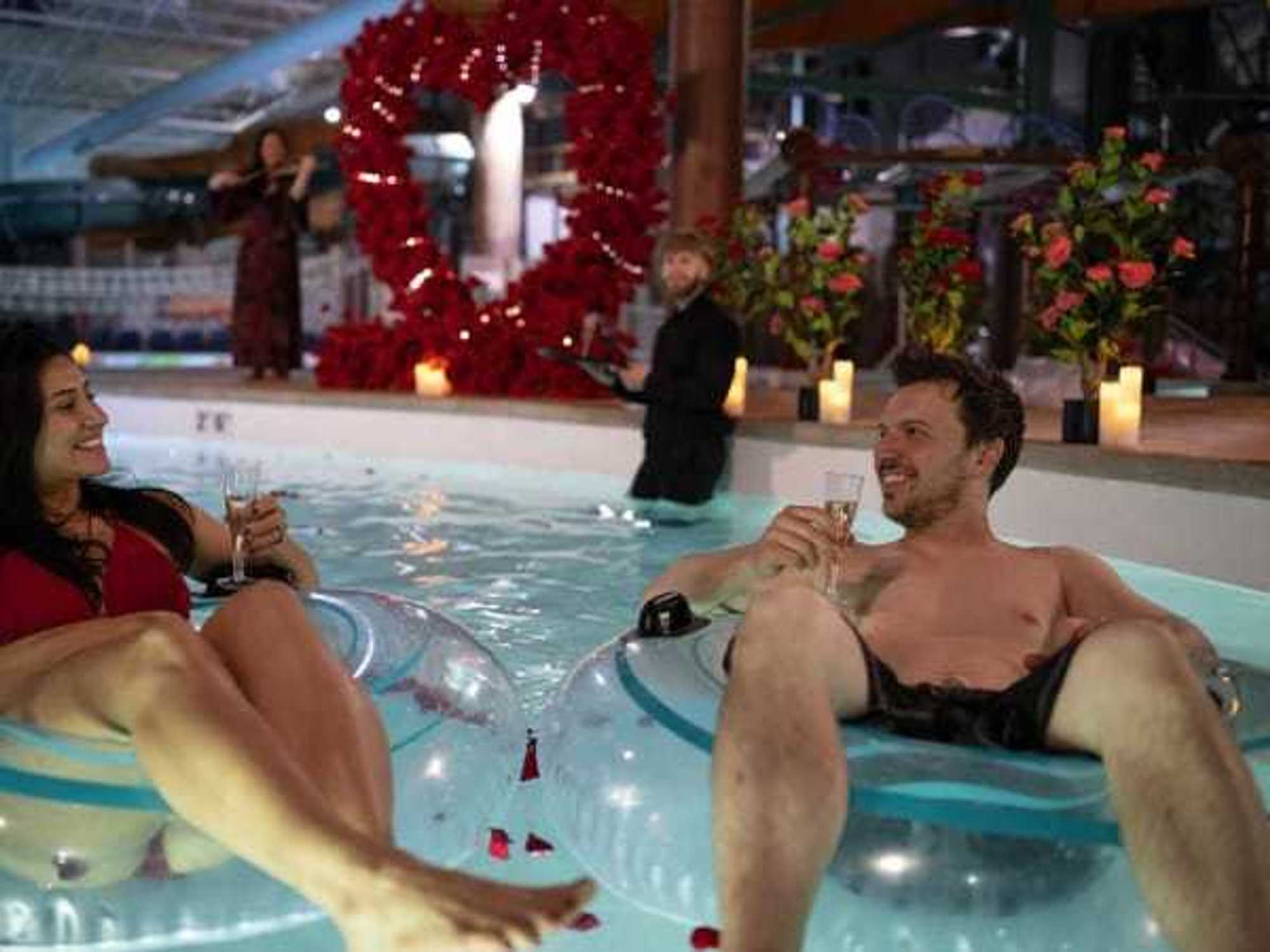 Great Wolf lodge Valentine's Day