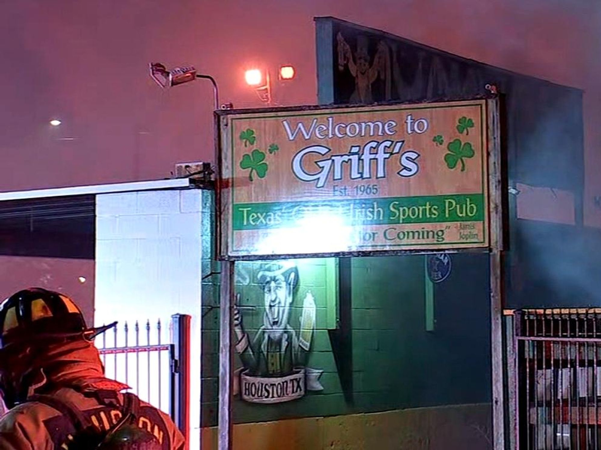 Griff's Irish Pub fire Montrose