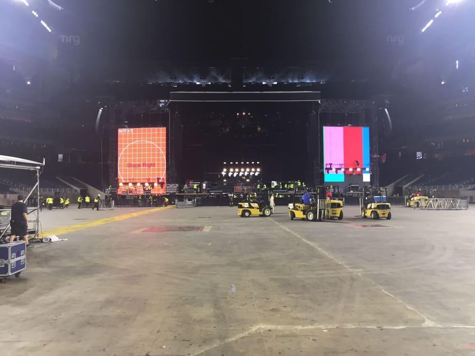 Guns N Roses stage setup