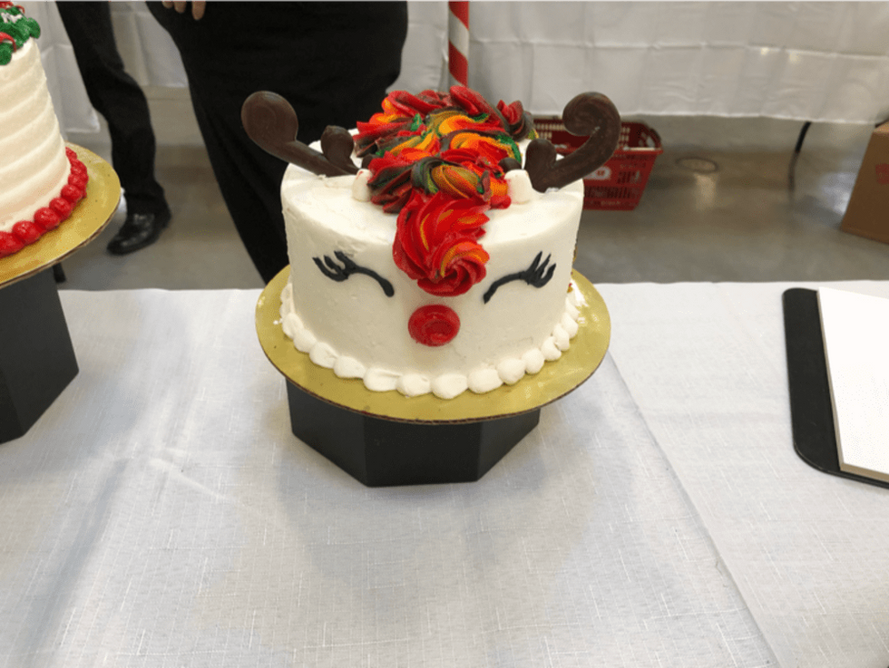 H-E-B reindeer cake