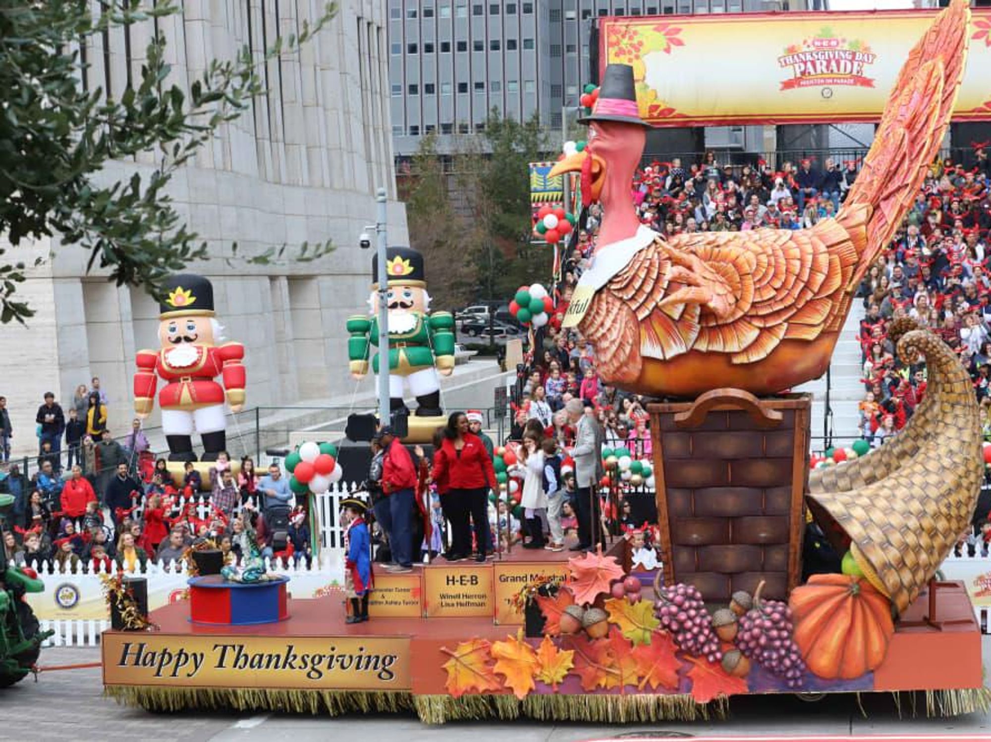 H-E-B Thanksgiving Parade Houston downtown